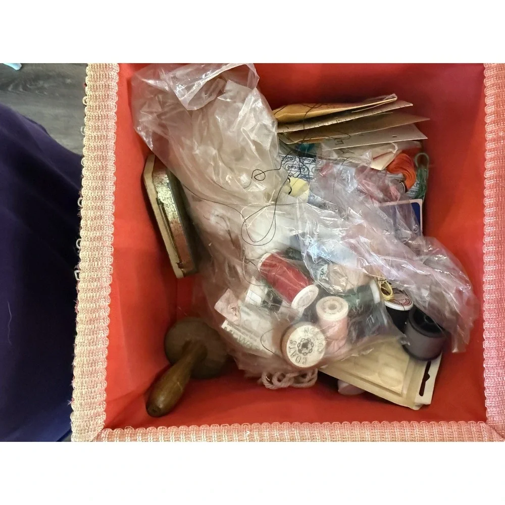 Vintage Sewing Basket Filled w/ Notions Buttons Thread – Holly Hobbie Style
